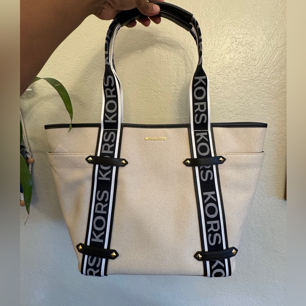 Michael Kors Black and Cream Tote Bag